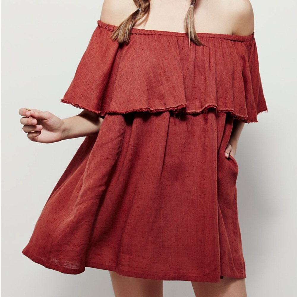 Free People Serefina off shoulder dress Sz S Red